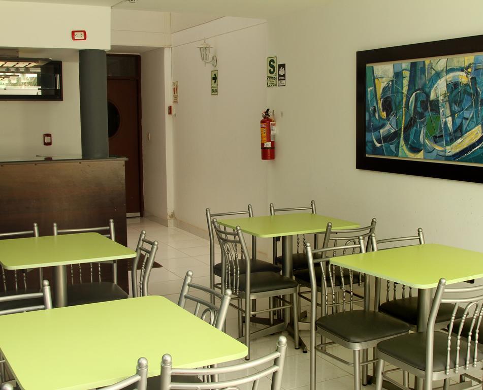 Hotel Vanetom Чиклайо Екстериор снимка